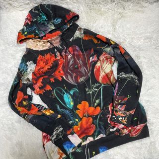 ポールスミス(Paul Smith)のPaul Smith NEW MASTERS プルオーバーパーカー 花柄 総柄(パーカー)