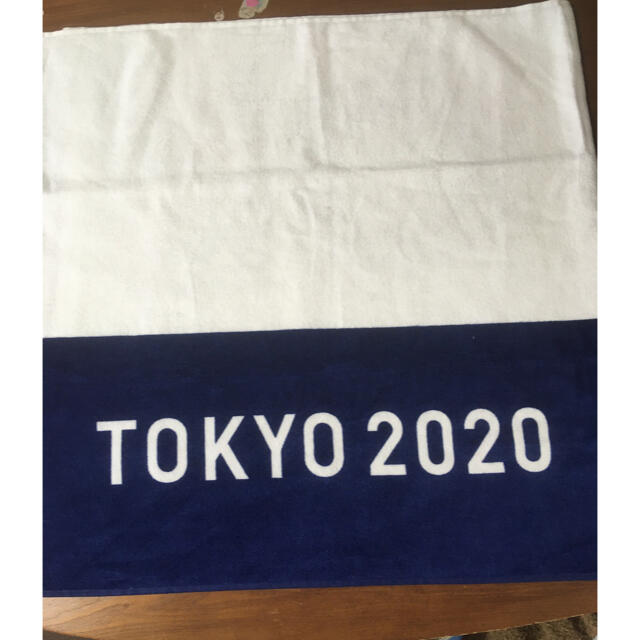 新品　オリンピック　2020 TOKYO 東京　 バスタオル　 インテリア/住まい/日用品の日用品/生活雑貨/旅行(タオル/バス用品)の商品写真