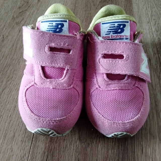 New Balance(ニューバランス)のNew Balance スニーカー 13.5センチ キッズ/ベビー/マタニティのベビー靴/シューズ(~14cm)(スニーカー)の商品写真