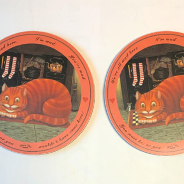 不思議の国のアリス コースター 2枚セット　チェシャ猫 インテリア/住まい/日用品のキッチン/食器(収納/キッチン雑貨)の商品写真