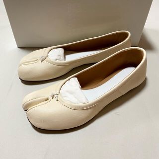 マルタンマルジェラ(Maison Martin Margiela)の新品未使用！送料込み★Maison Margiela★TABI フラットシューズ(バレエシューズ)