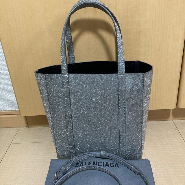 BALENCIAGAバレンシアガ★エブリデイトートバックxxsシルバーグリッター