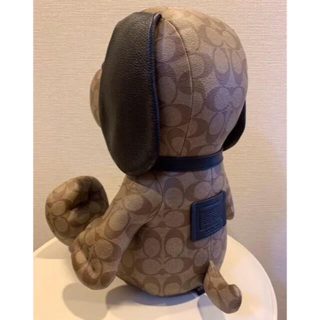 COACH(コーチ)の【完売・入手困難】PEANUTS X COACH スヌーピーコレクティブルドール エンタメ/ホビーのおもちゃ/ぬいぐるみ(ぬいぐるみ)の商品写真