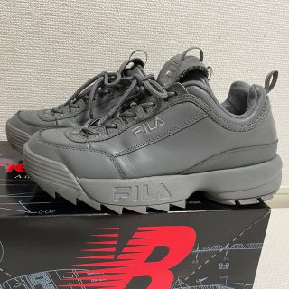 コモリ(COMOLI)のFILA Graphpaper フィラ グラフペーパー ディスラプター 28cm(スニーカー)