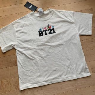 ボウダンショウネンダン(防弾少年団(BTS))のＢＴ21 bts バンタン　防弾少年団　Tシャツ　白(キャラクターグッズ)