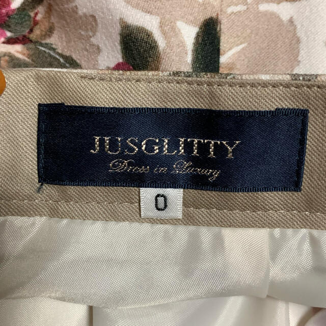 JUSGLITTY(ジャスグリッティー)のJUSGLITTY 花柄スカート  レディースのスカート(ひざ丈スカート)の商品写真