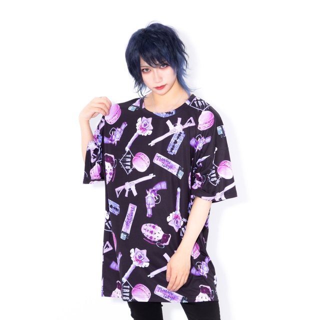 MILKBOY(ミルクボーイ)のTRAVAS TOKYO   Madness pink BIG Tee ブラック メンズのトップス(Tシャツ/カットソー(半袖/袖なし))の商品写真