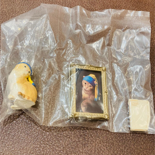 BANDAI(バンダイ)のにゃんこミュージアム　真珠の耳飾りのにゃんこ　ガチャ エンタメ/ホビーのおもちゃ/ぬいぐるみ(キャラクターグッズ)の商品写真
