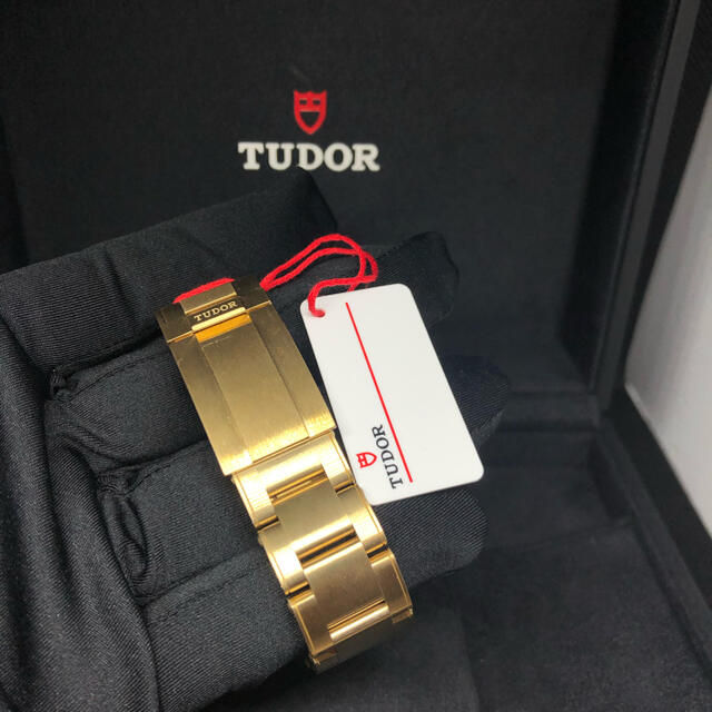 Tudor(チュードル)のチューダー TUDOR ブラックベイ 58 ブロンズ 79012M メンズの時計(腕時計(アナログ))の商品写真