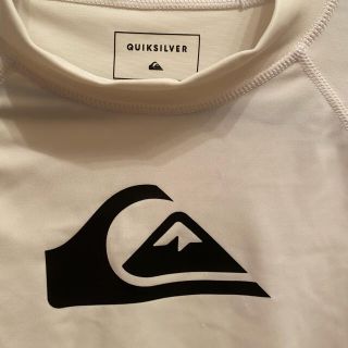 クイックシルバー(QUIKSILVER)のquiksliver 水着　ラッシュガード　子供用水着(水着)