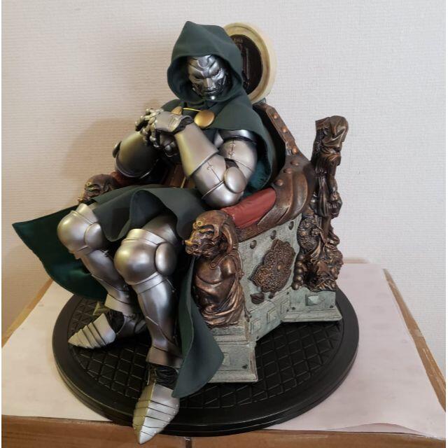 新品未使用マーベル サイドショウ Sideshow Dr Doom ドゥーム