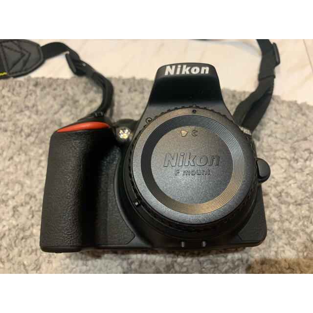 Nikon(ニコン)のNikon D5600 18-140 VR Kit スマホ/家電/カメラのカメラ(デジタル一眼)の商品写真