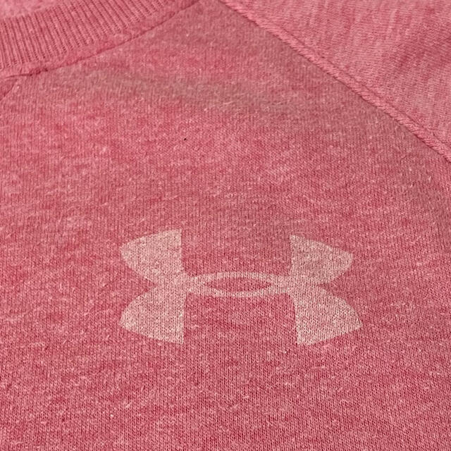 UNDER ARMOUR(アンダーアーマー)のUNDER ARMOUR   トレーナー レディースのトップス(トレーナー/スウェット)の商品写真