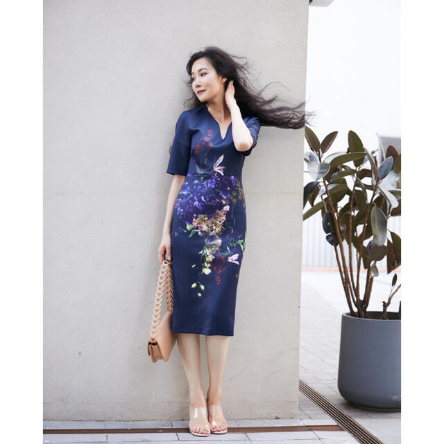 TED BAKER - ❤️Ted baker 2021 新作新品 紺花柄ワンピース オシャレ