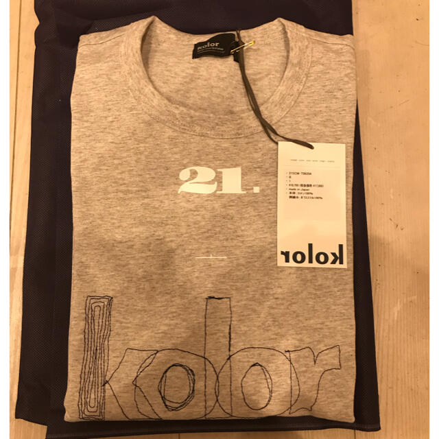 kolor(カラー)の新品❗️未使用❗️タグ付き❗️ kolor（カラー）刺繍　Tシャツ、 メンズのトップス(Tシャツ/カットソー(半袖/袖なし))の商品写真