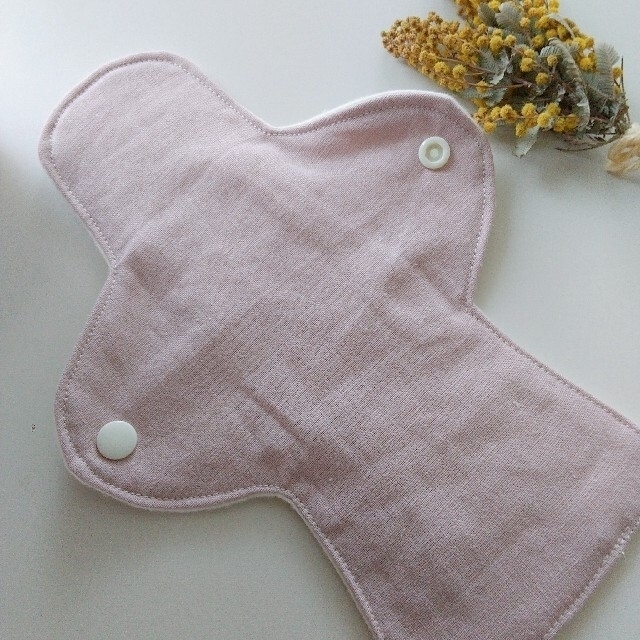 Lｉｎｅｎと暮らす 全面防水あり 専用28センチくすみカラー布ナプキン Les Beaux Objets