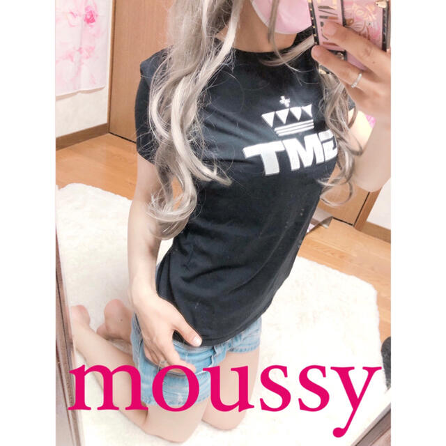 moussy(マウジー)の3866.moussy 胸元英文字ロゴプリント Tシャツ レディースのトップス(Tシャツ(半袖/袖なし))の商品写真