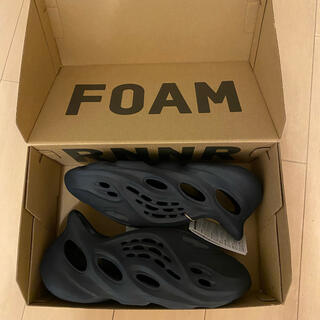 アディダス(adidas)のYZY FOAM RUNNER イージーフォームランナー　28.5 新品(サンダル)
