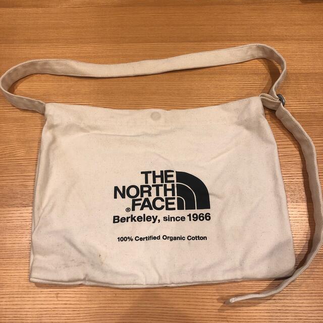 THE NORTH FACE(ザノースフェイス)のノースフェイス　ショルダーバック メンズのバッグ(ショルダーバッグ)の商品写真