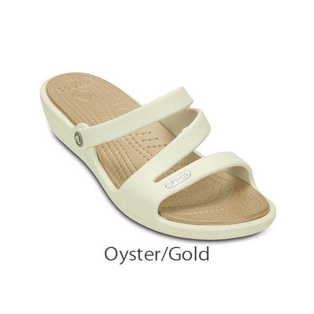 crocs(クロックス)の24cm クロックス Patricia Sandal パトリシア オイスター レディースの靴/シューズ(サンダル)の商品写真