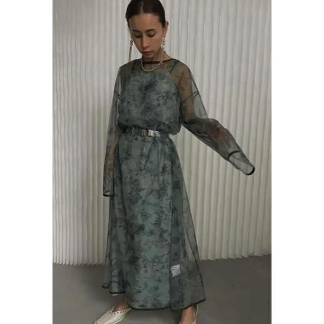 Ameri VINTAGE(アメリヴィンテージ)の(新品)Ameri MANY WAY BENNETT LAYERED DRESS レディースのワンピース(ロングワンピース/マキシワンピース)の商品写真