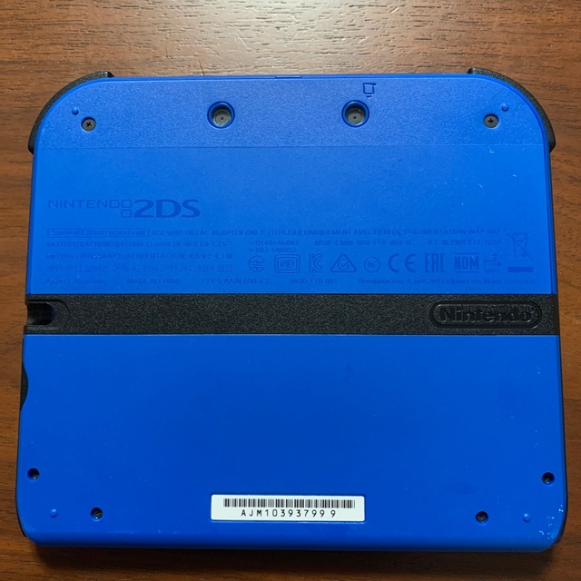 ニンテンドー2DS(ニンテンドー2DS)の【コックさん2世様専用　8日まで購入不可】  ニンテンドー 2DS 本体 エンタメ/ホビーのゲームソフト/ゲーム機本体(携帯用ゲーム機本体)の商品写真