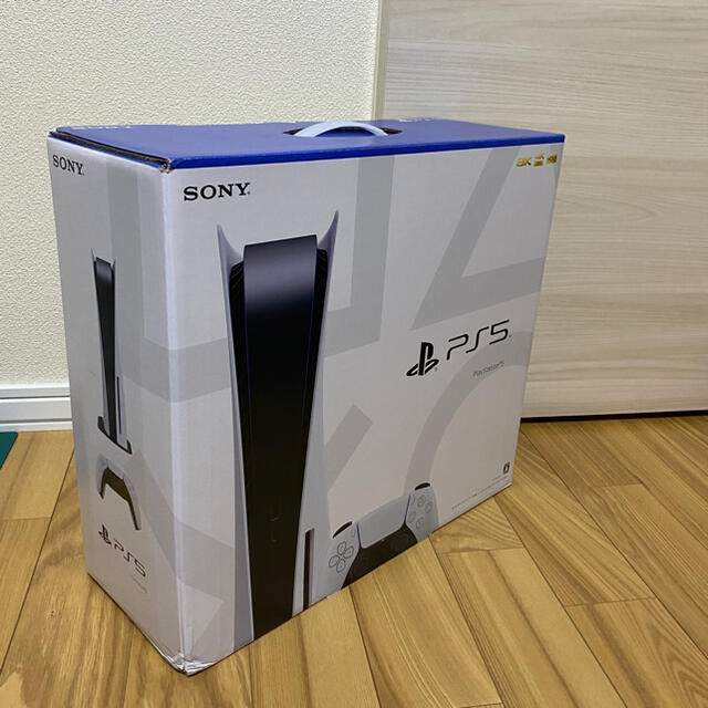 PlayStation(プレイステーション)のPS5 PlayStation5 本体　CFI-1000A01 エンタメ/ホビーのゲームソフト/ゲーム機本体(家庭用ゲーム機本体)の商品写真