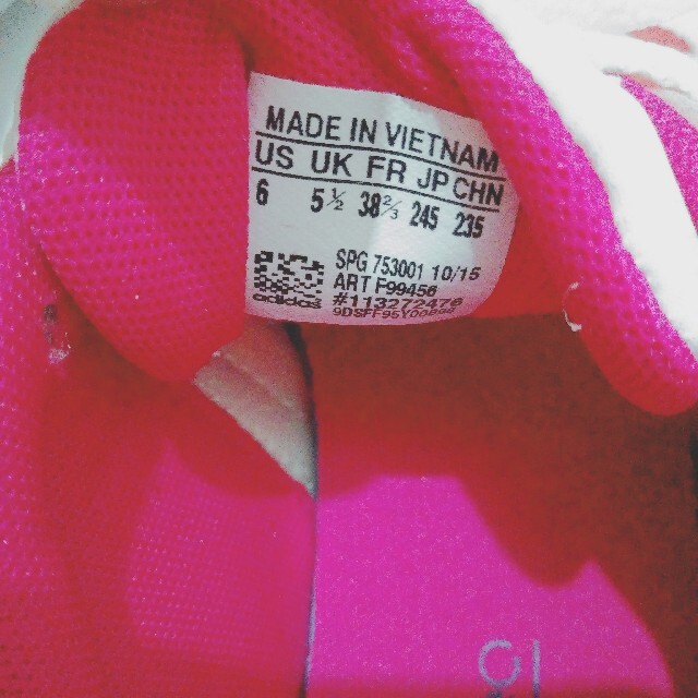 adidas(アディダス)のアディダス　adidas　レディース　スニーカー　花柄　ピンク レディースの靴/シューズ(スニーカー)の商品写真