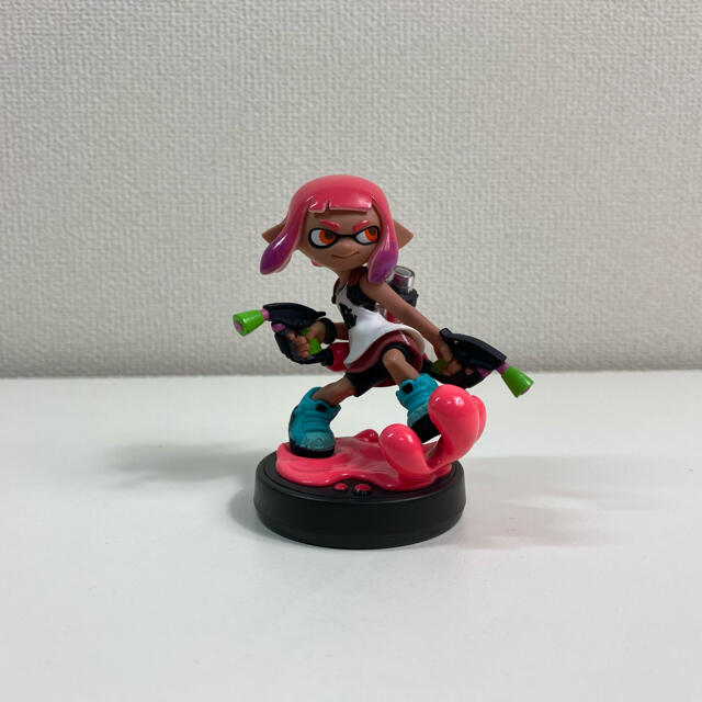 任天堂(ニンテンドウ)の【希少品】amiibo ネオンピンクガール エンタメ/ホビーのフィギュア(ゲームキャラクター)の商品写真