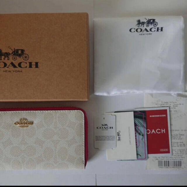 COACH(コーチ)の未使用 COACH コーチ 長財布 ジッピーウォレット レディースのファッション小物(財布)の商品写真