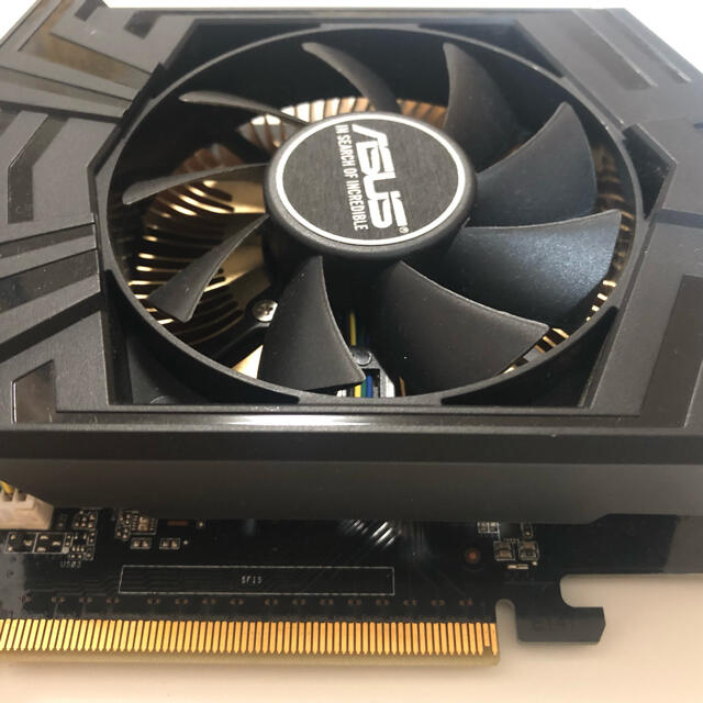 ASUS(エイスース)のASUS GTX750TI-PH-2GD5 スマホ/家電/カメラのPC/タブレット(PCパーツ)の商品写真