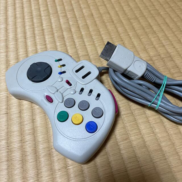 SEGA(セガ)のセガサターン用連射コントローラー HC-735 エンタメ/ホビーのゲームソフト/ゲーム機本体(その他)の商品写真