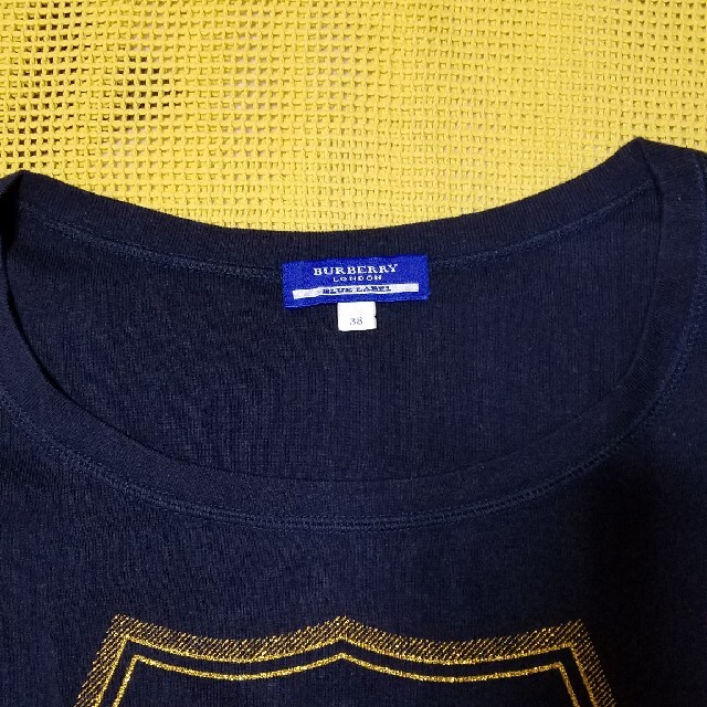 BURBERRY BLUE LABEL(バーバリーブルーレーベル)のバーバリー・ブルーレーベル　Tシャツ レディースのトップス(Tシャツ(半袖/袖なし))の商品写真