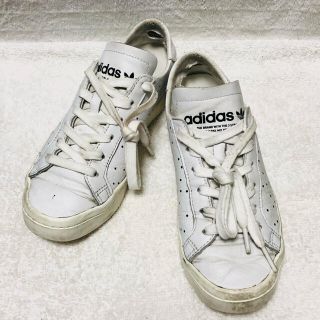 アディダス(adidas)のAdidas Courtvantage W ホワイト ドット コートバンテージ(スニーカー)