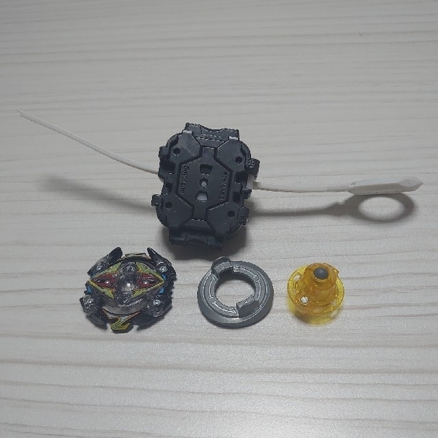 ベイブレードまとめ売り(ランチャー付き) | svetinikole.gov.mk