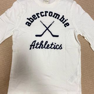 アバクロンビーアンドフィッチ(Abercrombie&Fitch)のAbercrombie & Fitch TシャツとロンT 2枚セット！(Tシャツ/カットソー)