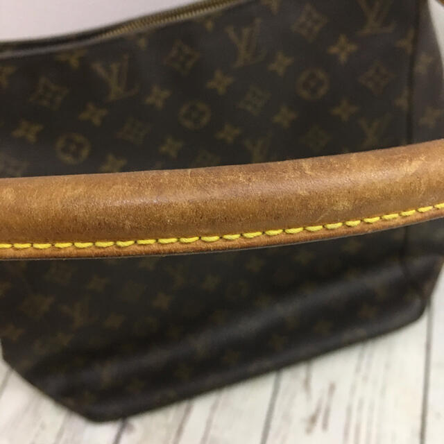 LOUIS VUITTON ルイ ヴィトン ルーピング GM ショルダーバック