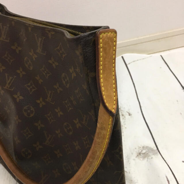 LOUIS VUITTON ルイ ヴィトン ルーピング GM ショルダーバック