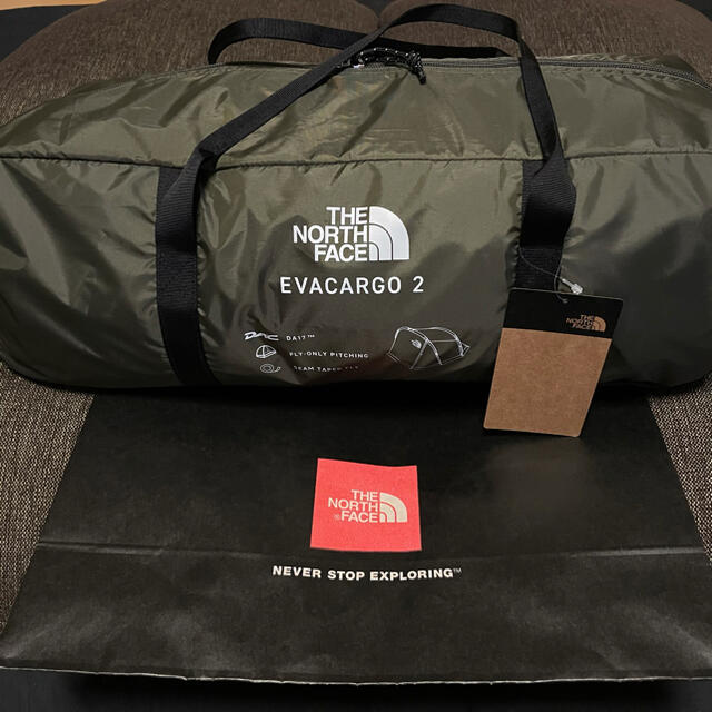 THE NORTH FACE(ザノースフェイス)のノースフェイス エバカーゴ2【NV22105】テント Evacargo2【新品】 スポーツ/アウトドアのアウトドア(テント/タープ)の商品写真