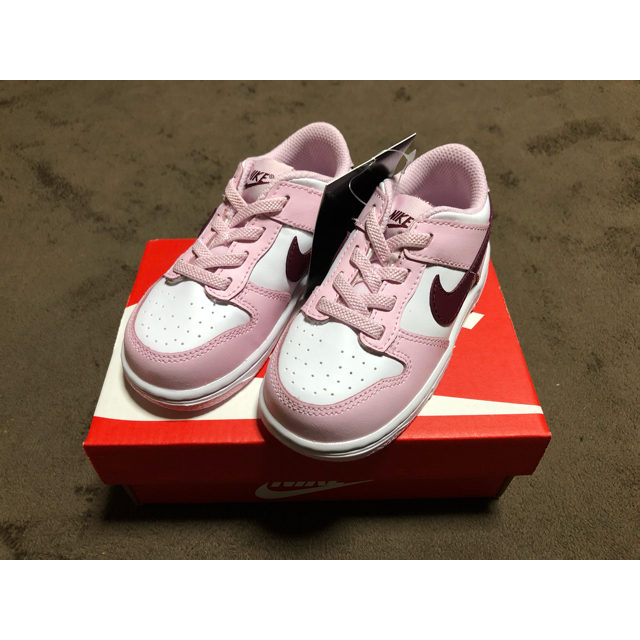 NIKE DUNK LOW Pink 14