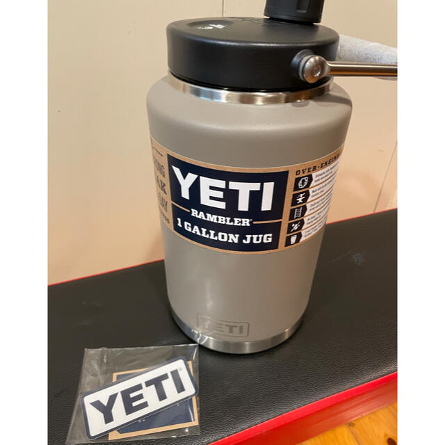 希少カラー　YETI 1 ガロン　真空断熱　NEW 新品　ジャグ　海外正規購入