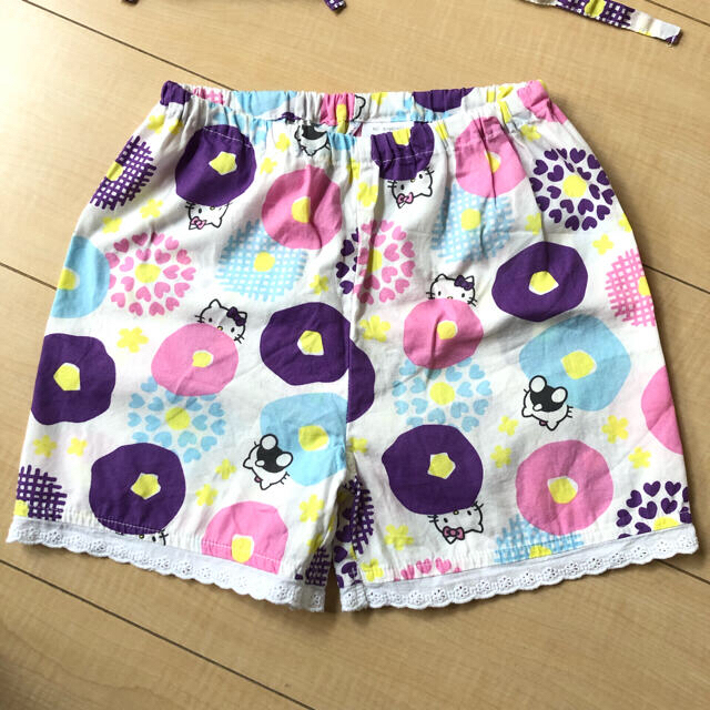 女の子 甚平 110 ハローキティ　サンリオ キッズ/ベビー/マタニティのキッズ服女の子用(90cm~)(甚平/浴衣)の商品写真