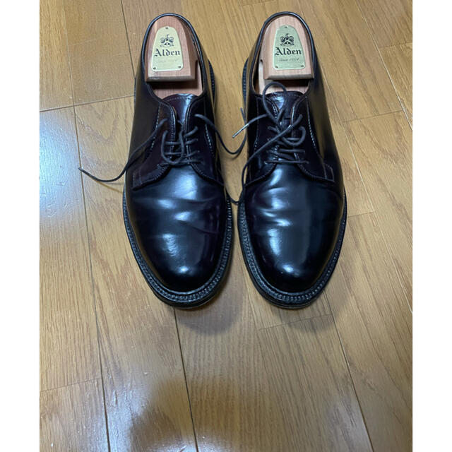 Alden(オールデン)の最終値下げ！　8/19まで　美品　Alden990 8.5D コードバン メンズの靴/シューズ(ドレス/ビジネス)の商品写真