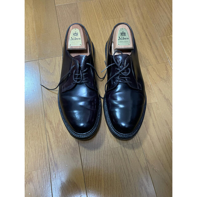 Alden(オールデン)の最終値下げ！　8/19まで　美品　Alden990 8.5D コードバン メンズの靴/シューズ(ドレス/ビジネス)の商品写真