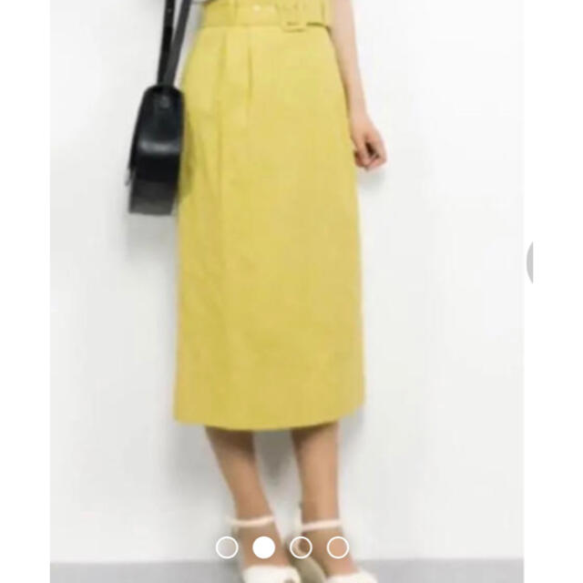 REDYAZEL(レディアゼル)のお値下げ！　REDYAZEL タイトスカート　イエロー　美品 レディースのスカート(ロングスカート)の商品写真