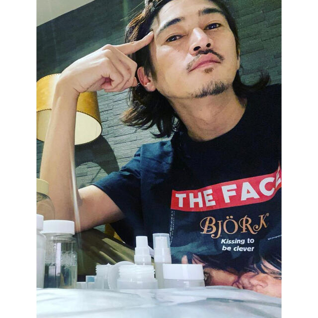 The face bjork ビョーク　tシャツ