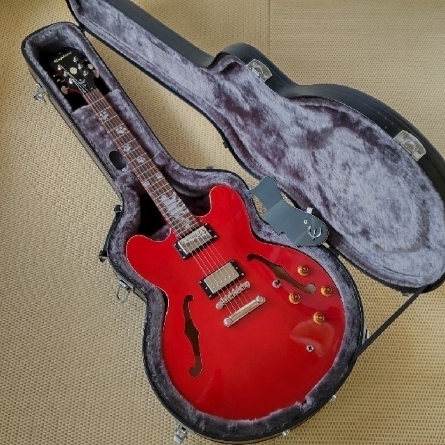 Epiphone(エピフォン)の亀治郎様ご専用  エピフォン ドット ハードケース付き 楽器のギター(エレキギター)の商品写真
