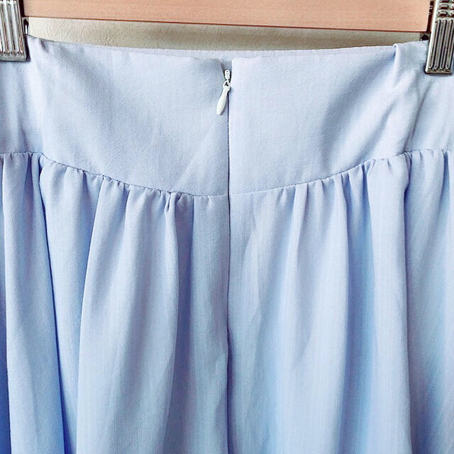 Doux archives(ドゥアルシーヴ)の未使用⭐️新品　Doux archives 上品ブルー くるぶし上　S 綺麗 レディースのスカート(ロングスカート)の商品写真