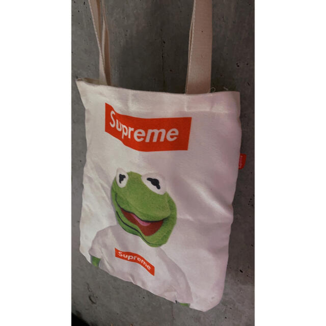 supremeバック