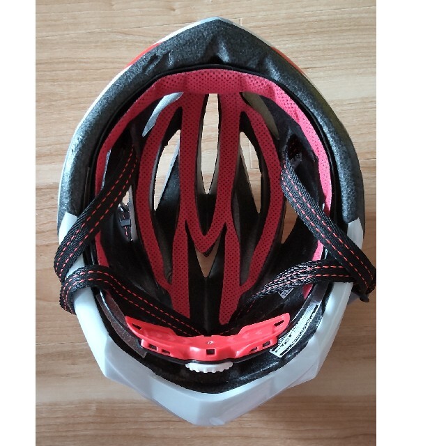 MET(メット)のMET ヘルメット レディース 女性用 ロードバイク スポーツ/アウトドアの自転車(その他)の商品写真